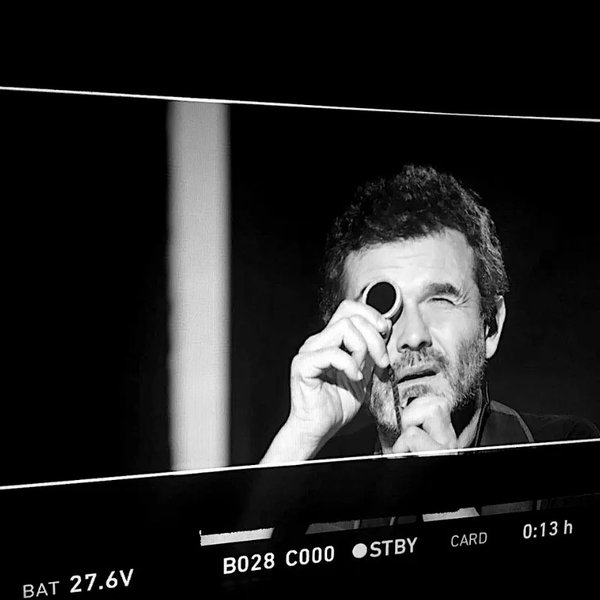 Adri Lorente, Atención al cliente, LCA